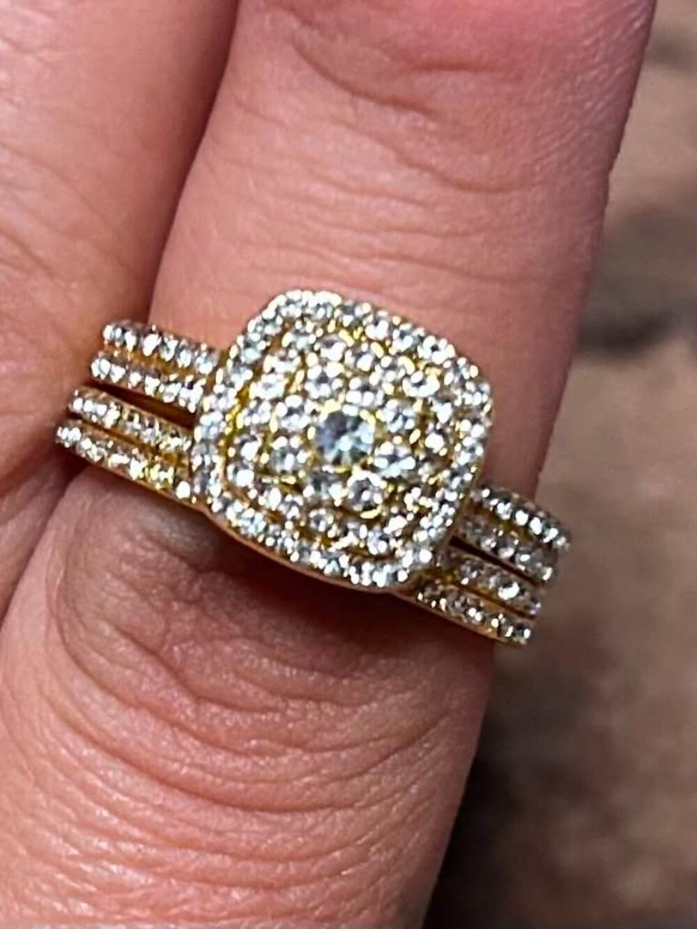 Gold sparkly rings